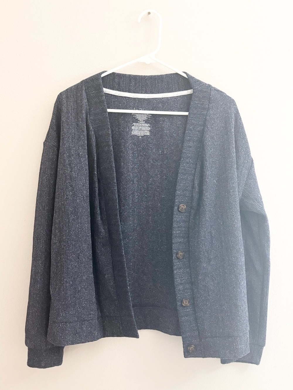 5/$15 🩷 MUST BUNDLE Live 2 Lounge Dark Blue Button-Front Cardigan Sweater